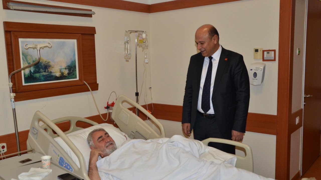 Hurşit Yıldırım Ameliyat Oldu