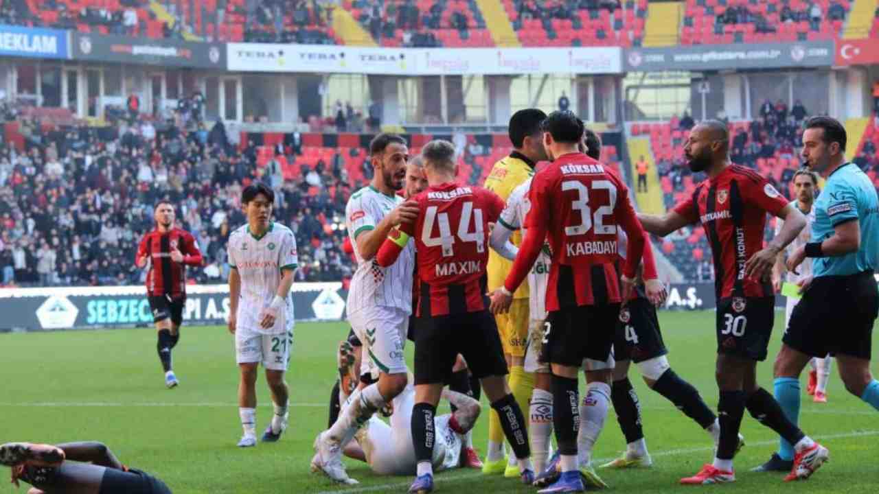 Gaziantep'te 87. Dakika Şoku! Gaziantep FK Galibiyeti Son Anda Kaçırdı