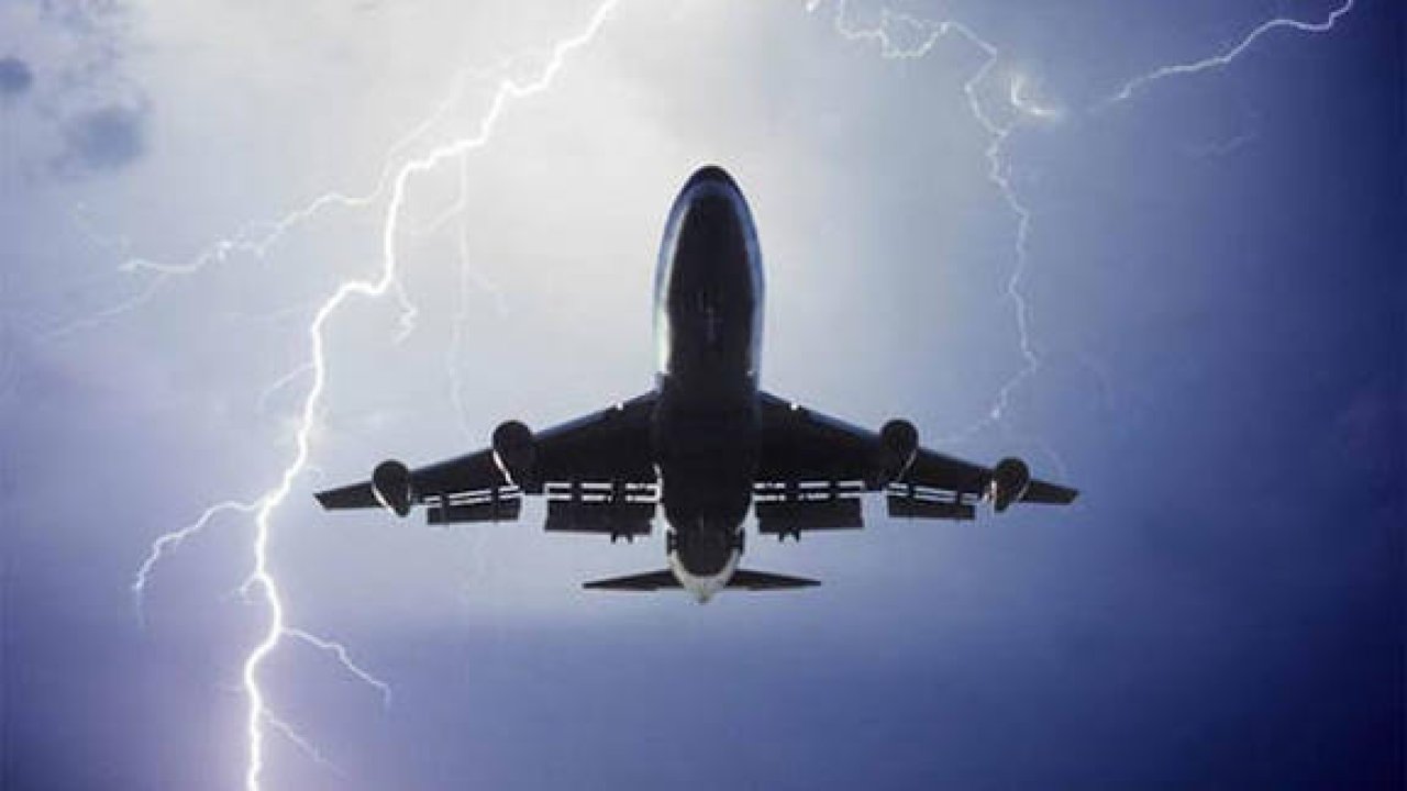 Son dakika! Gaziantep uçağında panik dolu anlar!