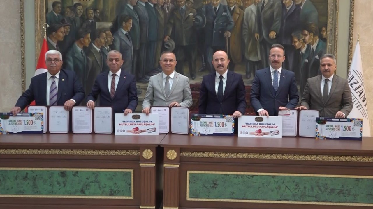 Gaziantep’te ihtiyaç sahibi vatandaşlara Ramazan müjdesi: ’BakkalKart’