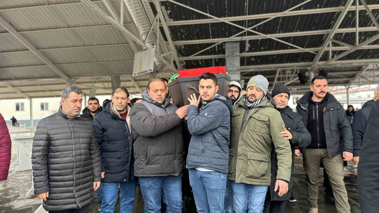 Almanya’da öldürülen tren görevlisi Serkan Çalar Gaziantep’te defnedildi