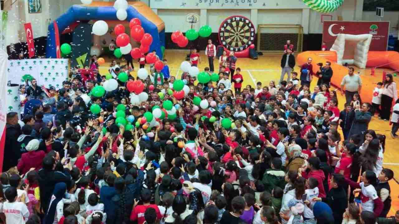 Şehitkamil’de spor dolu buluşma