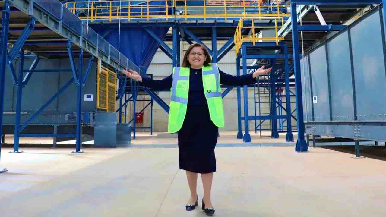 Gaziantep dünyadaki ilk 20'ye girdi! Fatma Şahin tarihi başarıyı duyurdu.