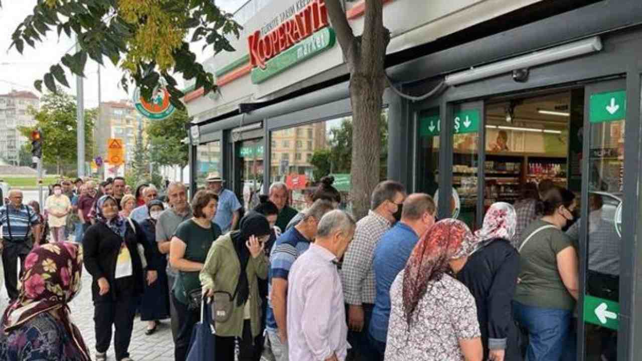 Gaziantep O Markete Akın Ediyor! 1 Ay Boyunca Fiyatlar Sabitlendi
