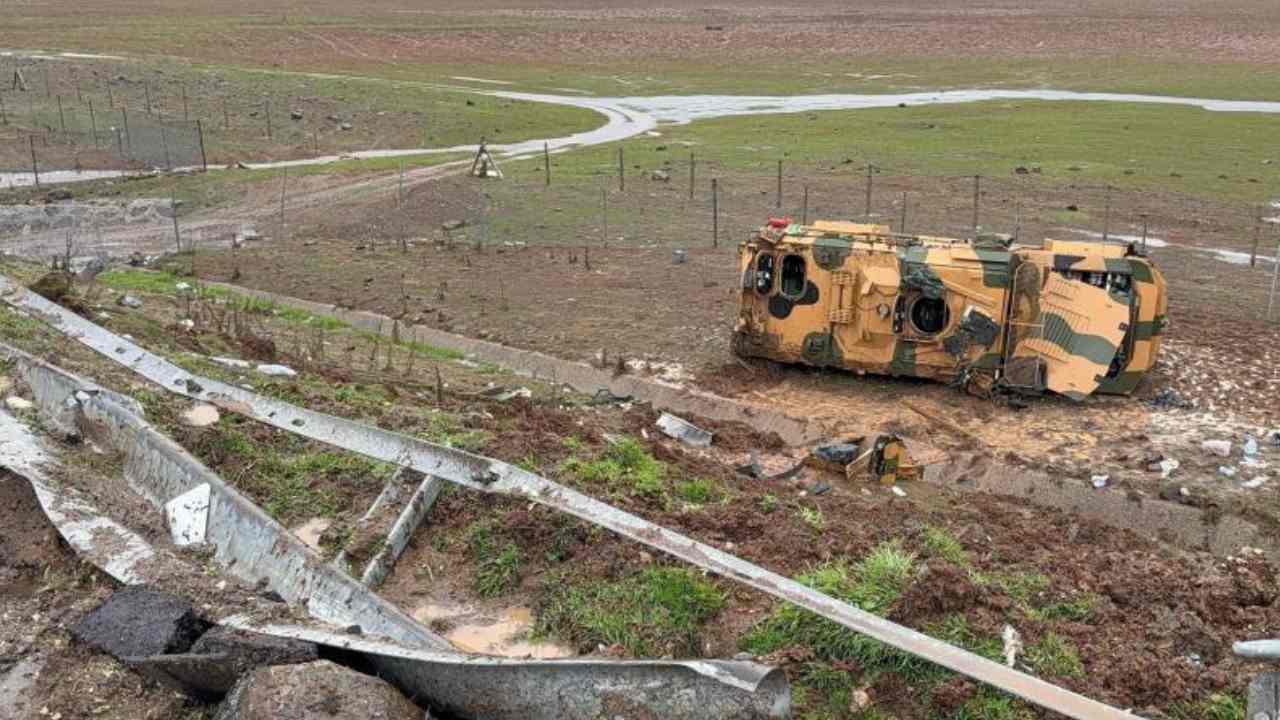 Gaziantep Otoyolunda Askeri Araç Devrildi, Çok Sayıda Yaralı Var!