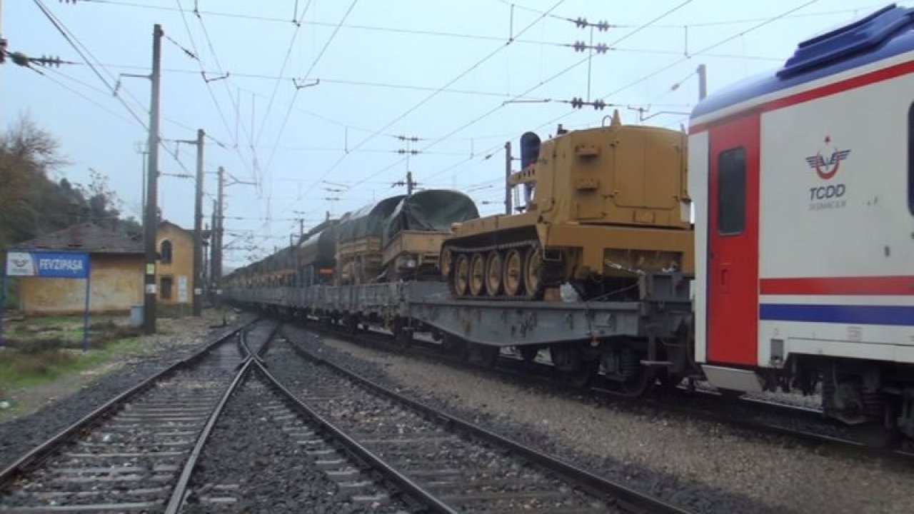 Çankırı'dan trenle yola çıkan zırhlı personel taşıyıcılar İslahiye'ye ulaştı