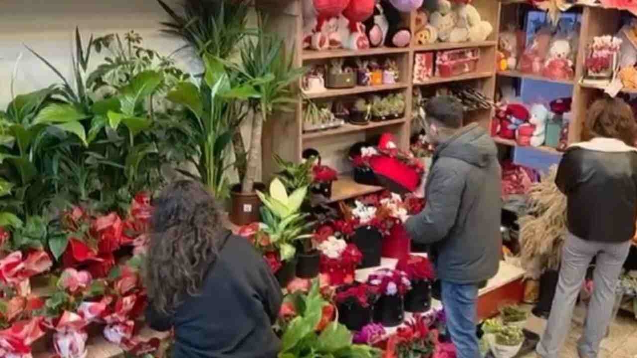 Gaziantep’teki çiçekçilerde 14 Şubat yoğunluğu