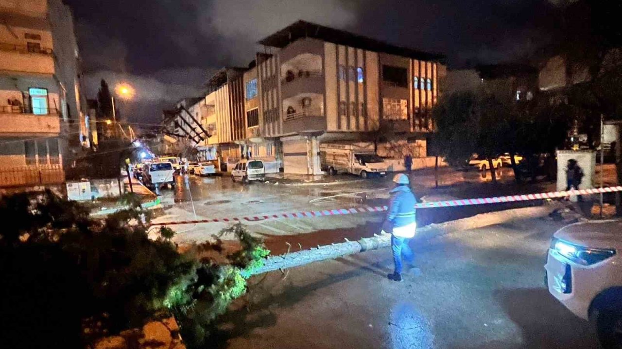 Gaziantep’te fırtına mesaisi