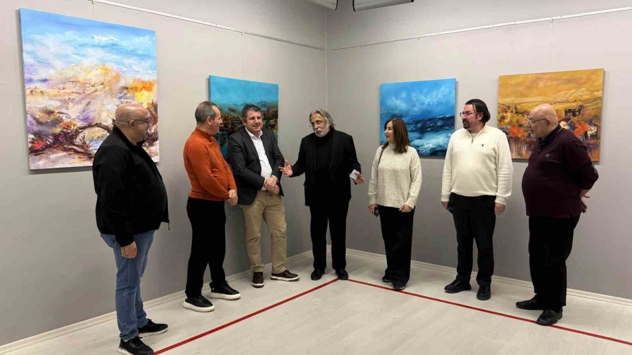 Ressam Cemil Candaş, "Sessizliğin renk dili" temalı sergi açtı