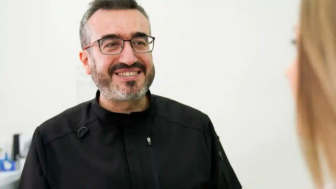 İmplant ve Ortodonti Tedavilerinde 2026 Dönemi: Uzmanından Güncel Değerlendirmeler