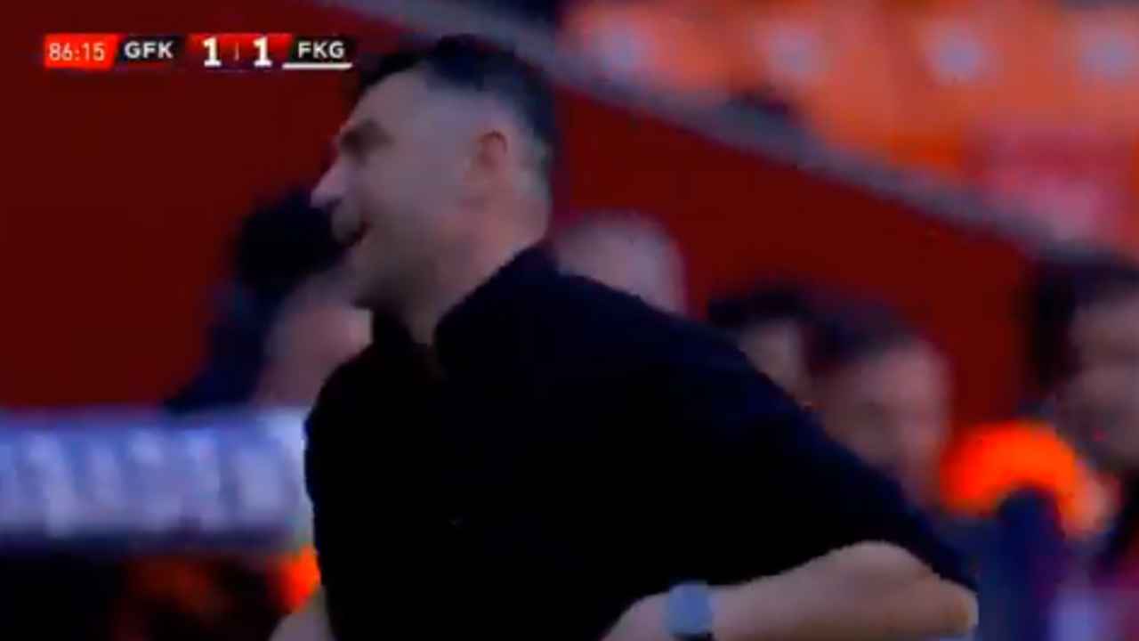 Burak Yılmaz Taraftara Hakaret Etti mi? Açıklama Geldi