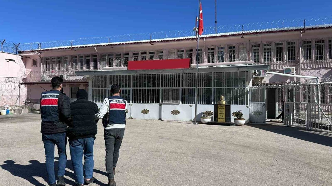 Gaziantep’te, terör eyleminde bulunabileceği değerlendirilen DEAŞ üyesi yakalandı