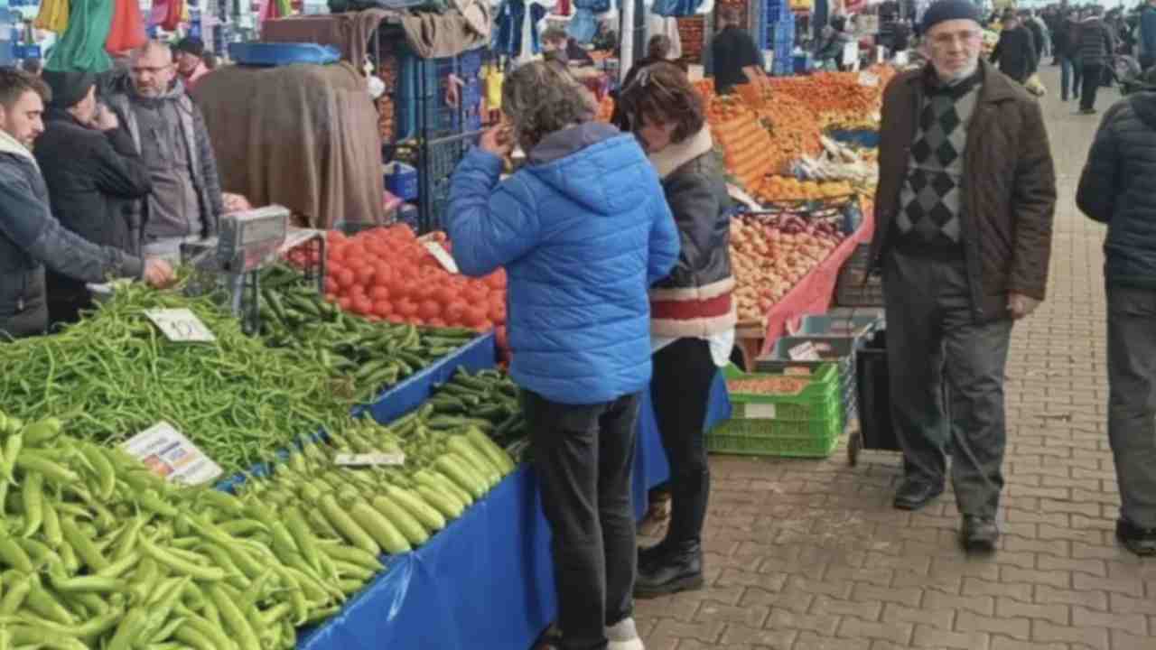 Gaziantep’te Pazar Fiyatları Uçtu: Bir Haftada %100 Zamlandı