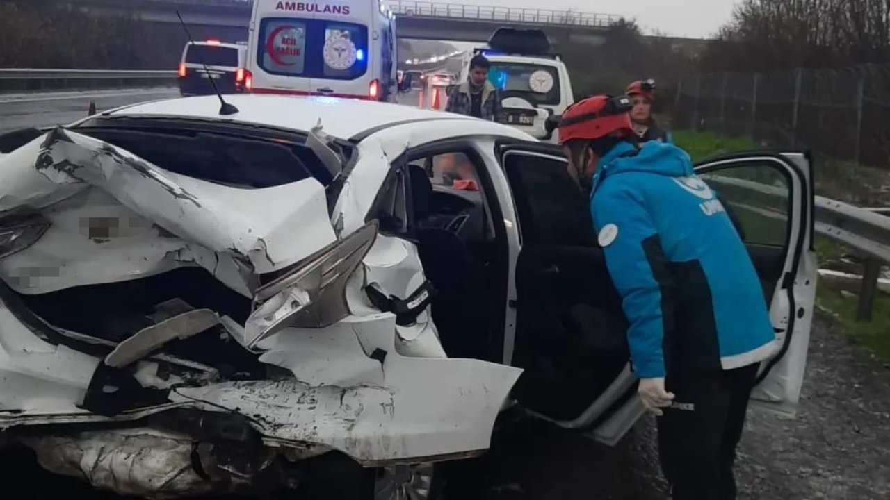 Şanlıurfa-Gaziantep otobanında  zincirleme kaza: 11 yaralı
