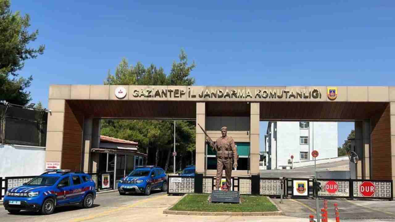 Gaziantep'te aranan 2 bin 280 şahsı yakaladı