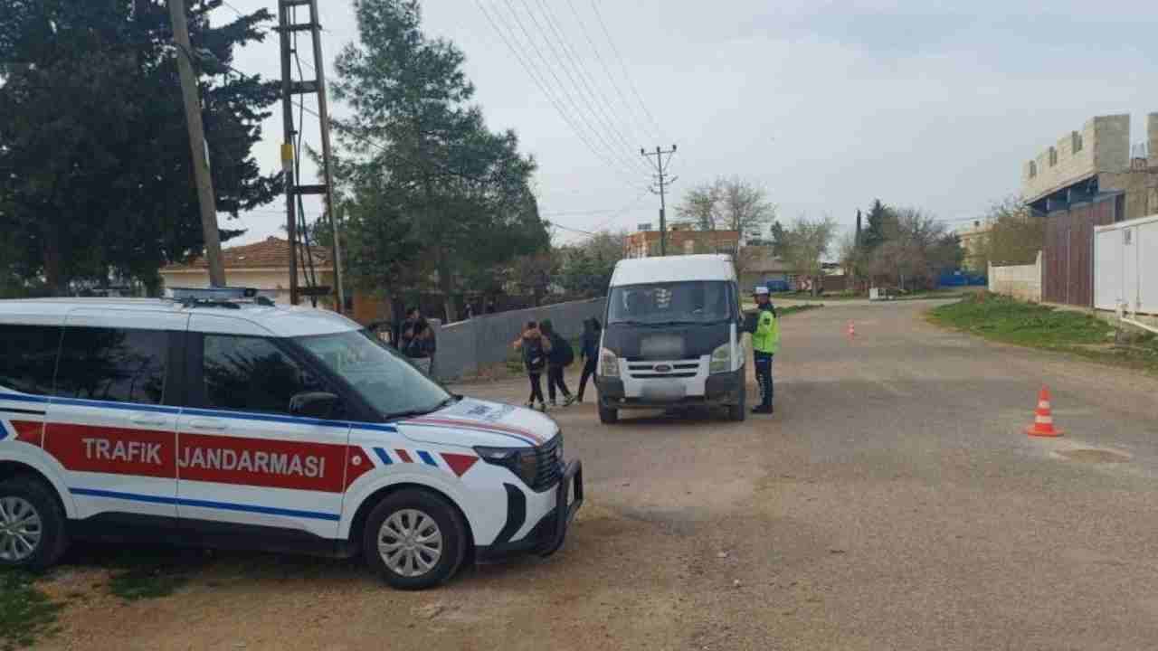 Gaziantep’te "Huzurlu Okul Önleri" uygulaması: 78 aranan şahıs yakalandı