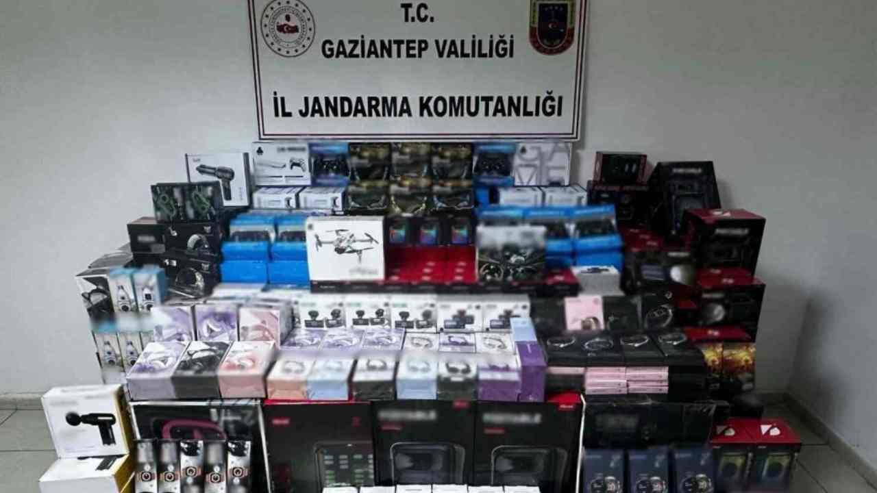 Gaziantep’te 3 milyon TL değerinde kaçak malzeme ele geçirildi: 1 gözaltı