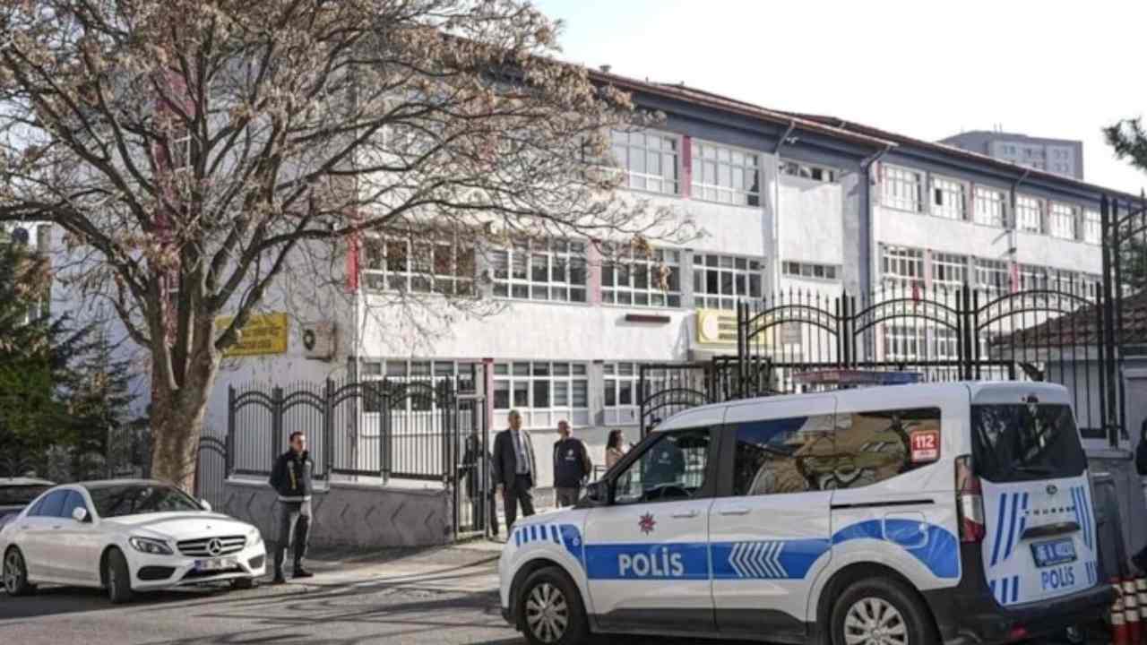 Gaziantep’te Okullarda Yeni Dönem: Velilere Randevu Şartı, Öğrencilere Sıkı Disiplin