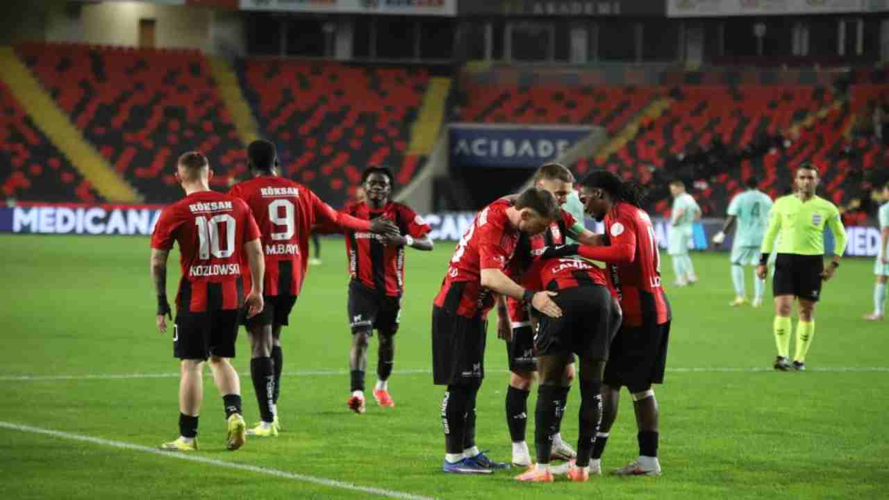 Gaziantep FK: 3 - Kayserispor: 0 (Maç sonucu)