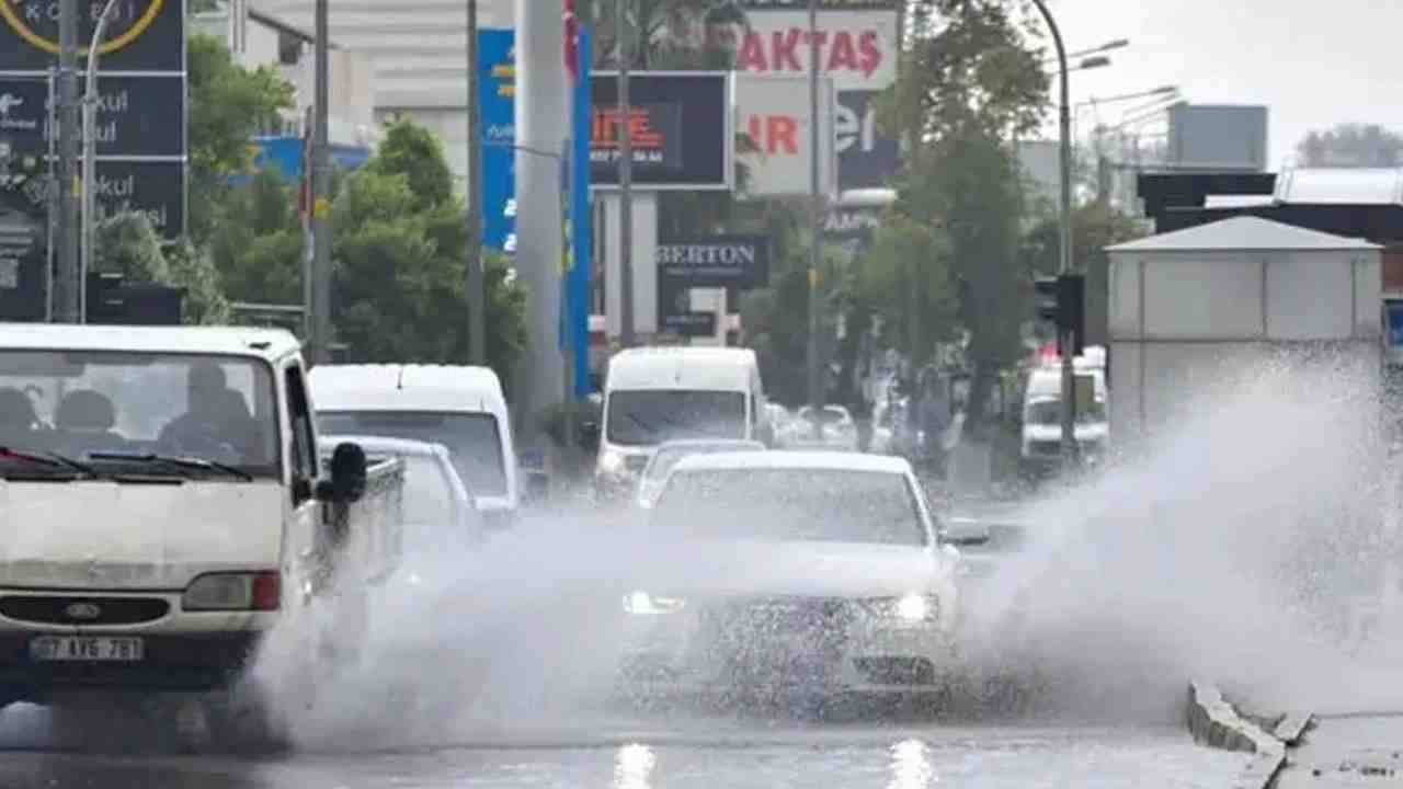 Meteoroloji 16 il için sağanak uyarısı yaptı. Gaziantep listede mi?