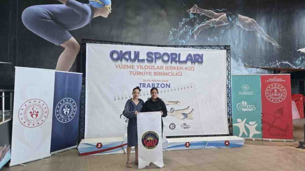GKV’li Kont kardeşlerden Türkiye yüzme başarısı