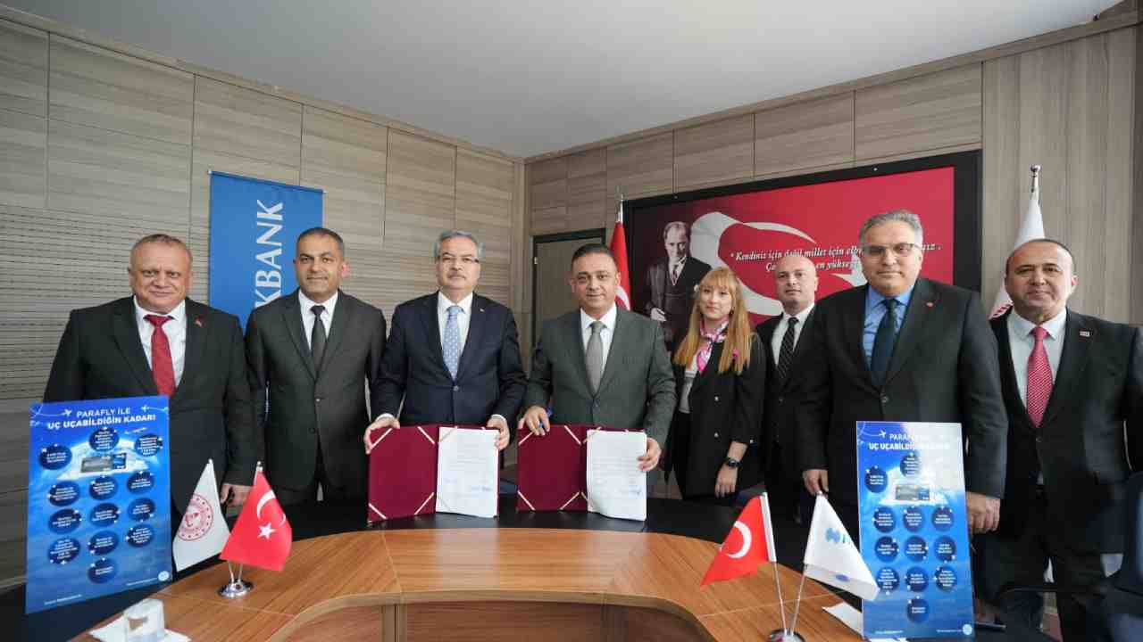 Gaziantep'te Öğretmenlere Tarihi Promosyon: 87 Bin TL'lik Anlaşma İmzalandı!