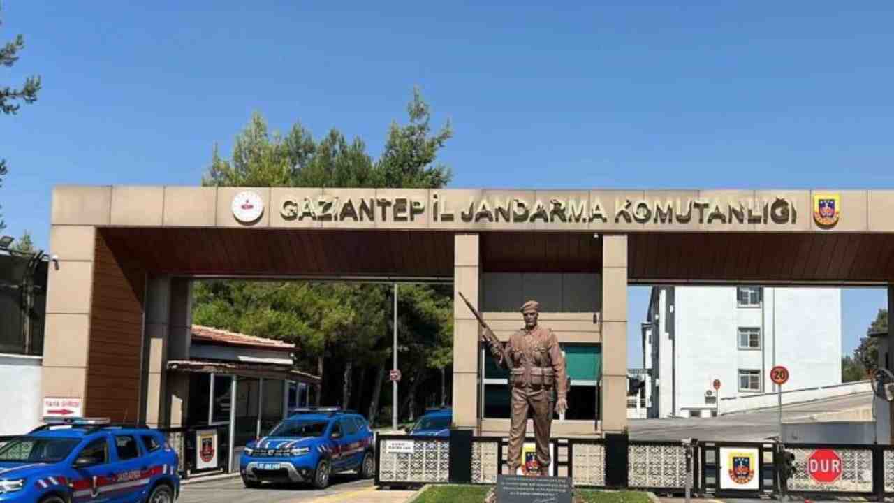 Gaziantep’te Dev Operasyon! Aranan 2 bin 162 şahsı jandarma yakaladı