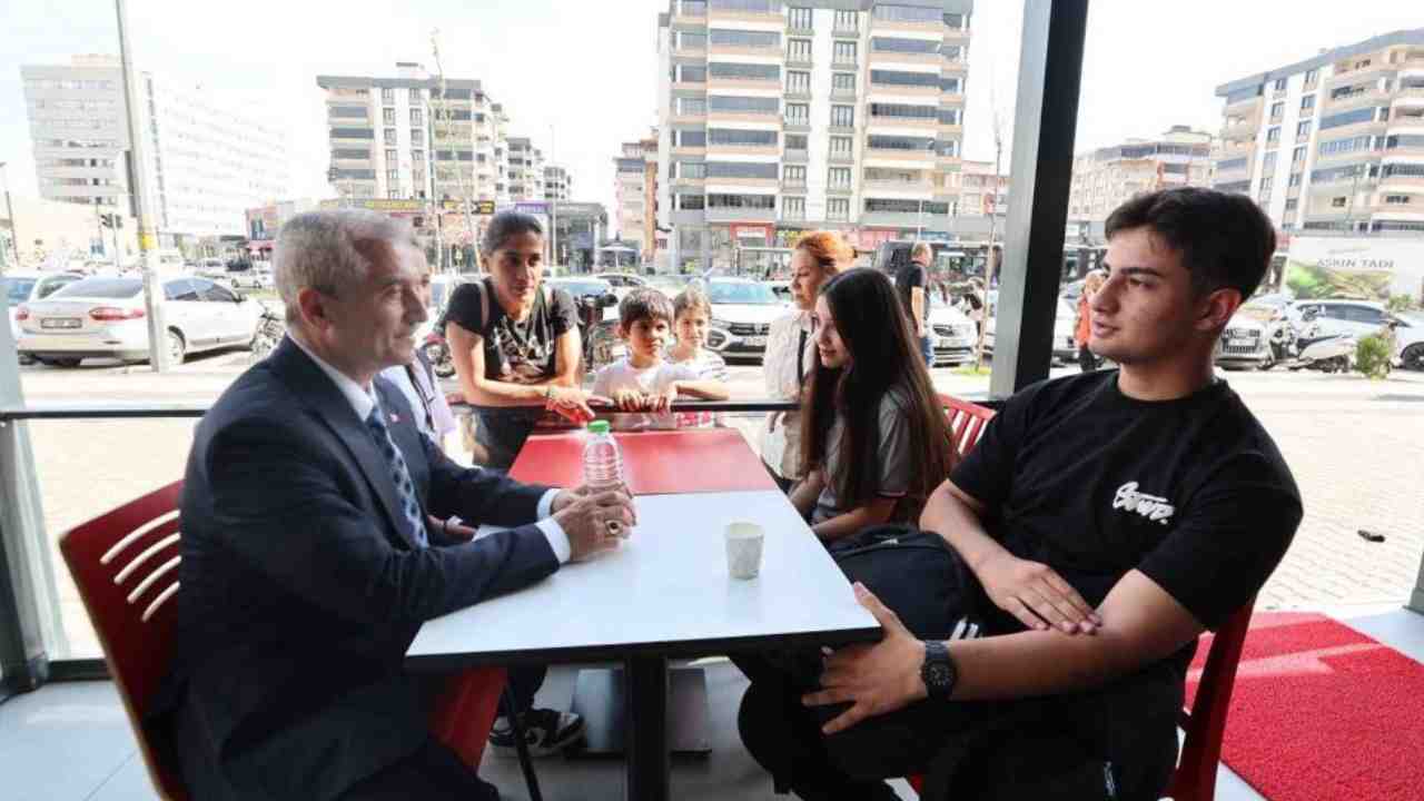Başkan Tahmazoğlu vatandaşlarla bir araya geldi