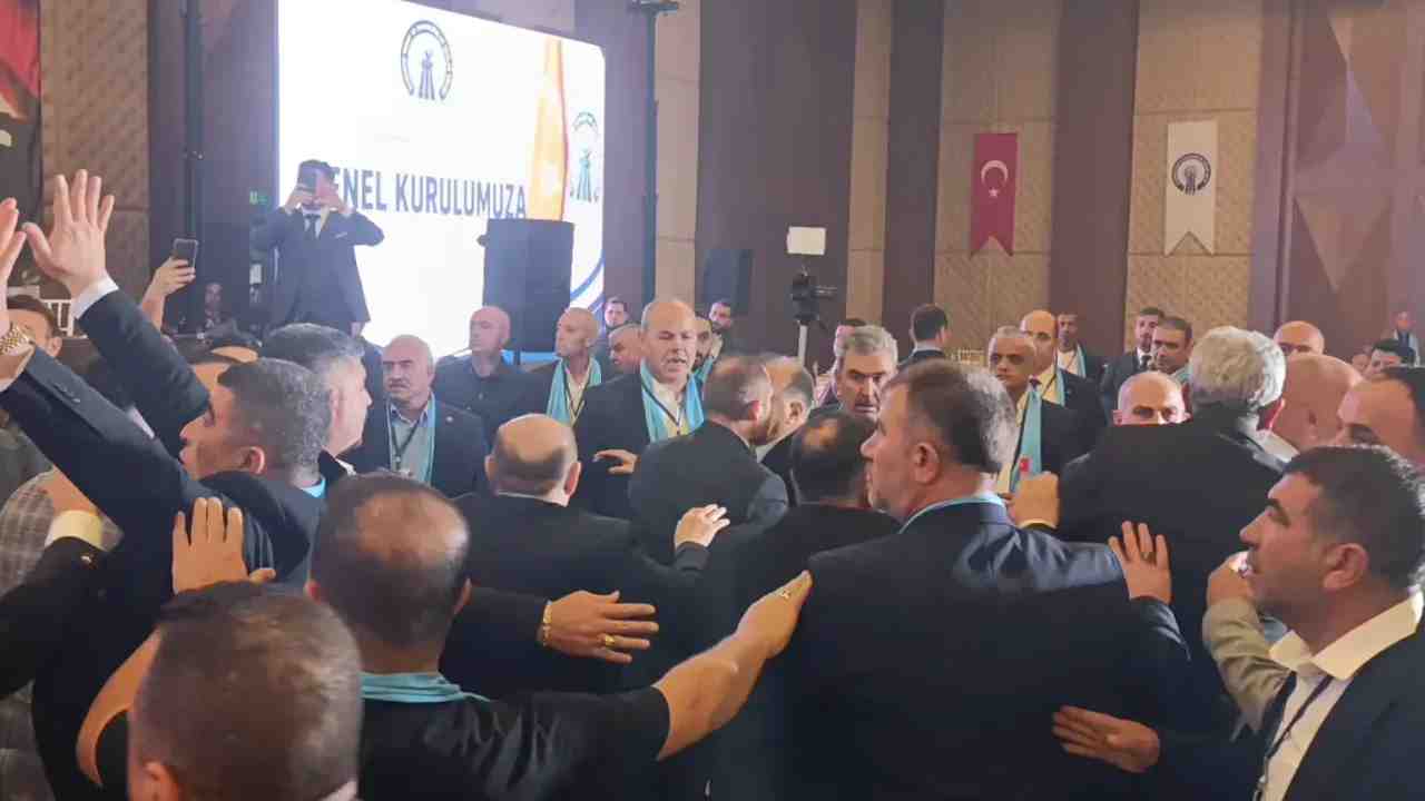Gaziantep’te seçim salonu karıştı! GESOB seçiminde kavga