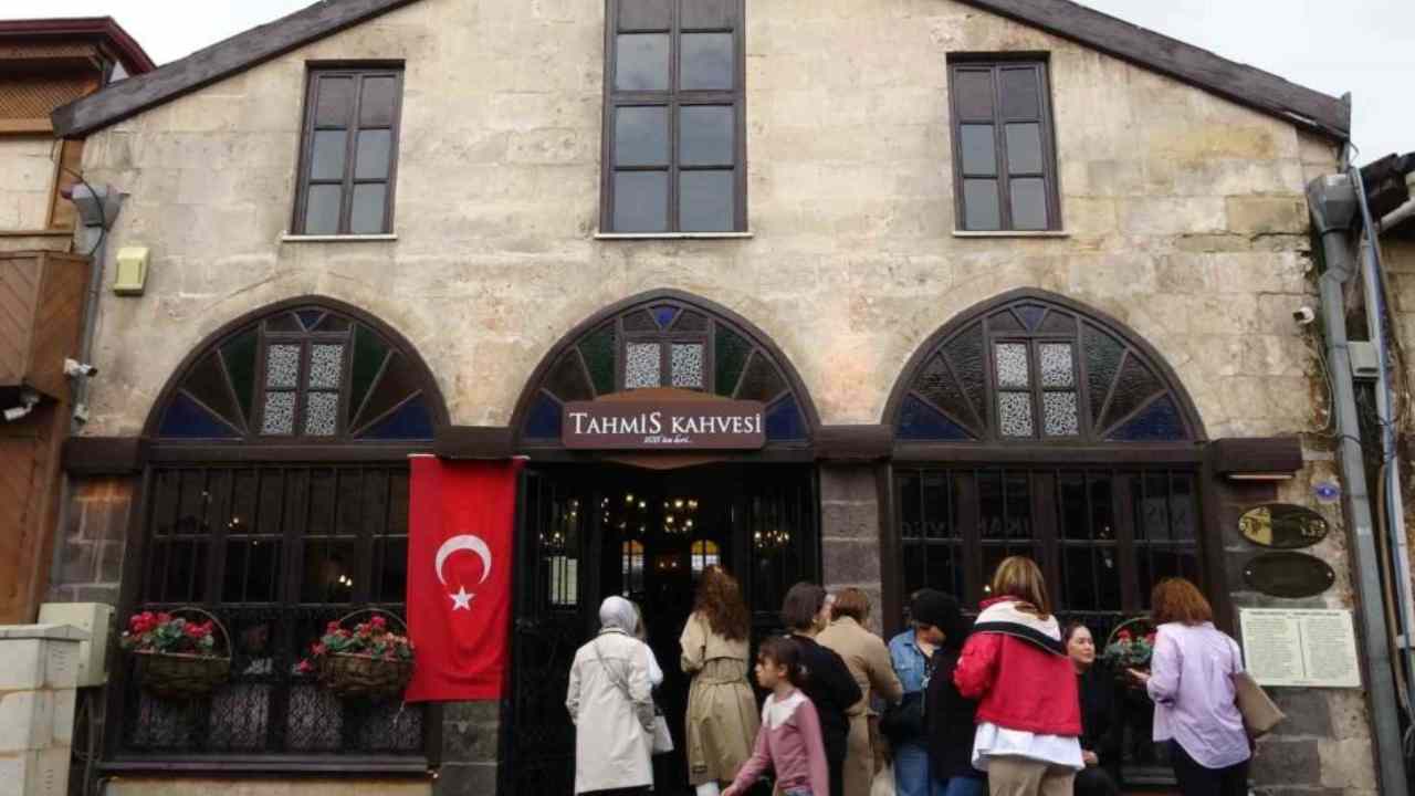 Dünyanın en eski kahvehanesi Gaziantep’te