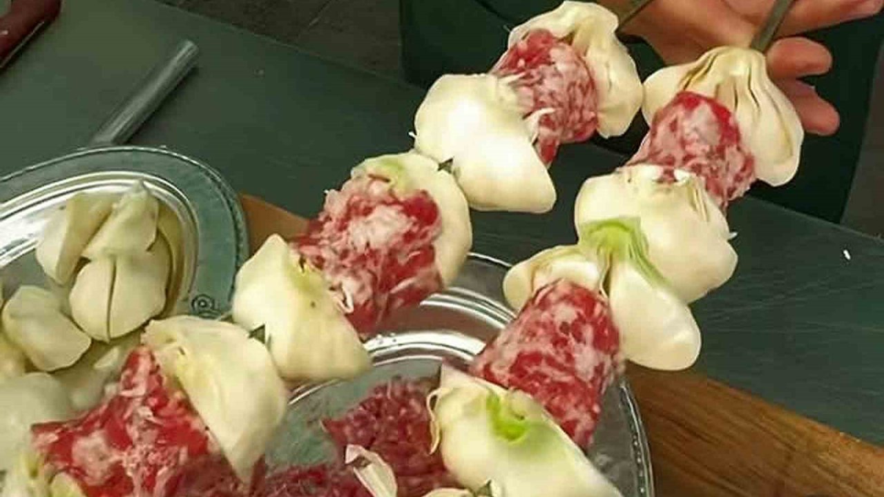 Araban’da sarımsak kebabı sezonu başladı