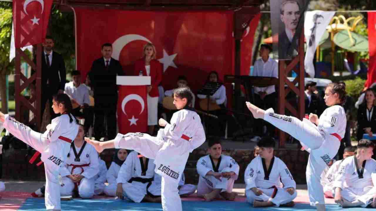 Araban’da 19 Mayıs coşkusu