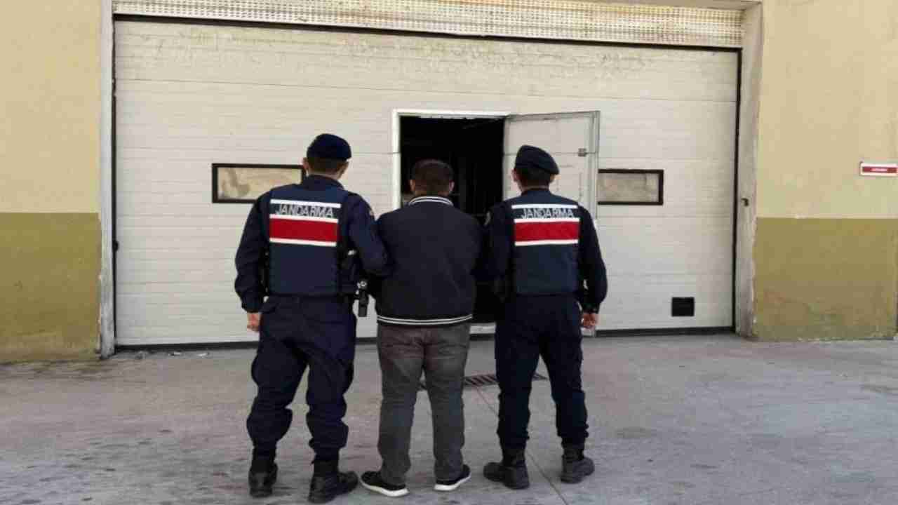 Gaziantep'te Şok Yakalama! 17 Yıl Cezası Olan O İsim Cezaevine Gönderildi