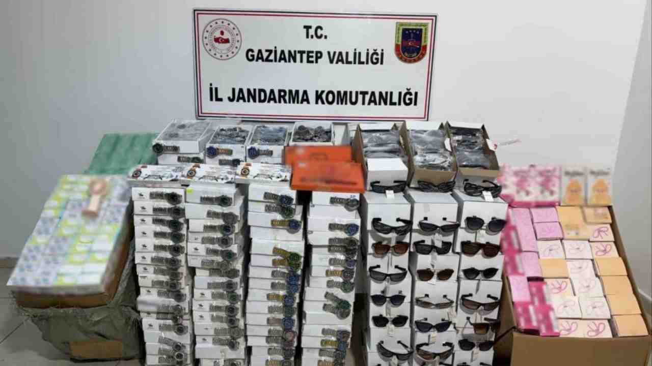 Gaziantep’te 4,5 milyon TL değerinde kaçak malzeme ele geçirildi: 1 gözaltı
