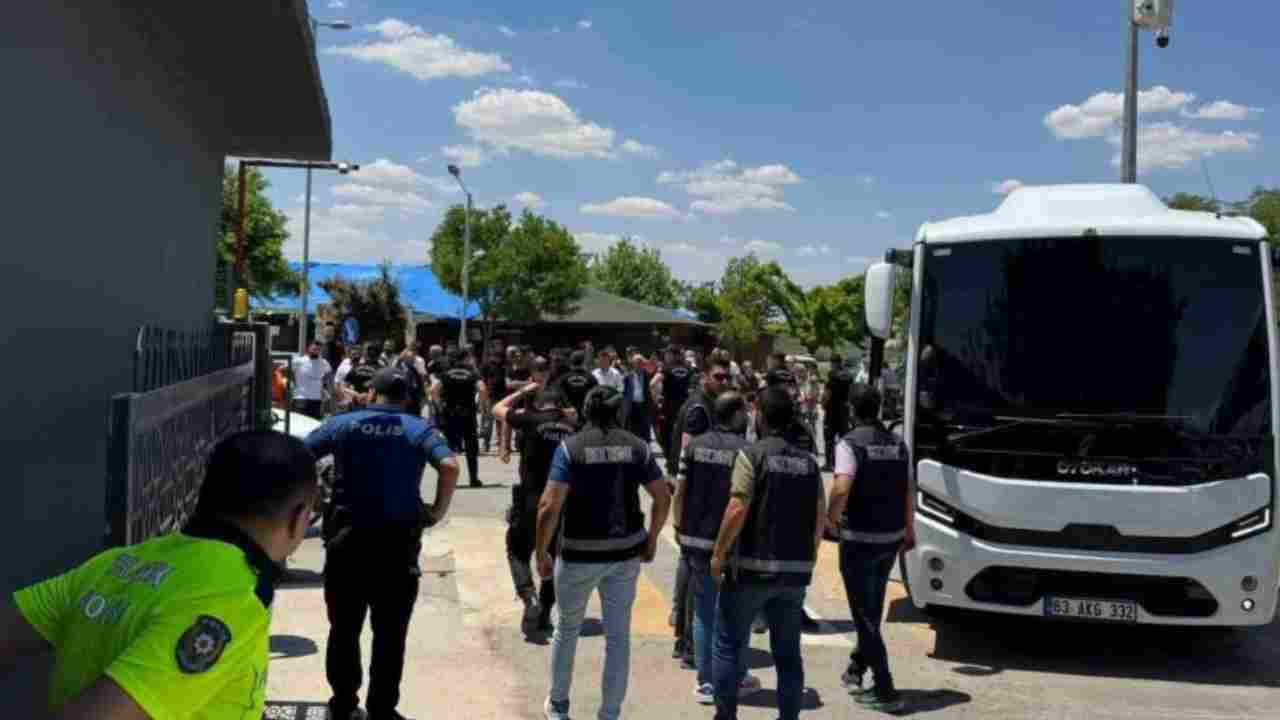 Dev Operasyon Gaziantep'e Sıçradı! Gözaltılar Var