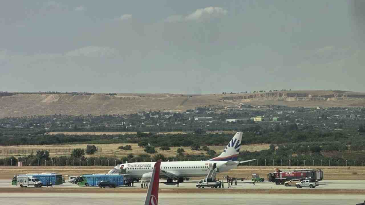 SON DAKİKA ... Dünya Gaziantep Havalimanı'nı Konuşuyor!