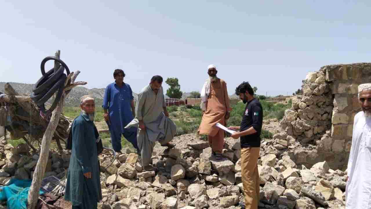 Deprem... Pakistan’da hissedilen 5,9 büyüklüğündeki deprem paniğe neden oldu
