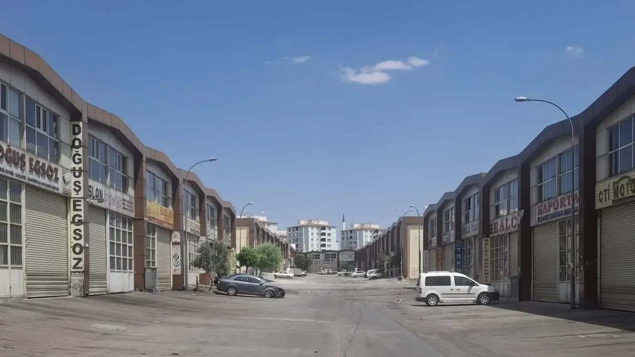 Gaziantep'te Oto Sanayi 4 Gün Sessizliğe Bürünecek! Binlerce Esnaf Kepenk İndiriyor