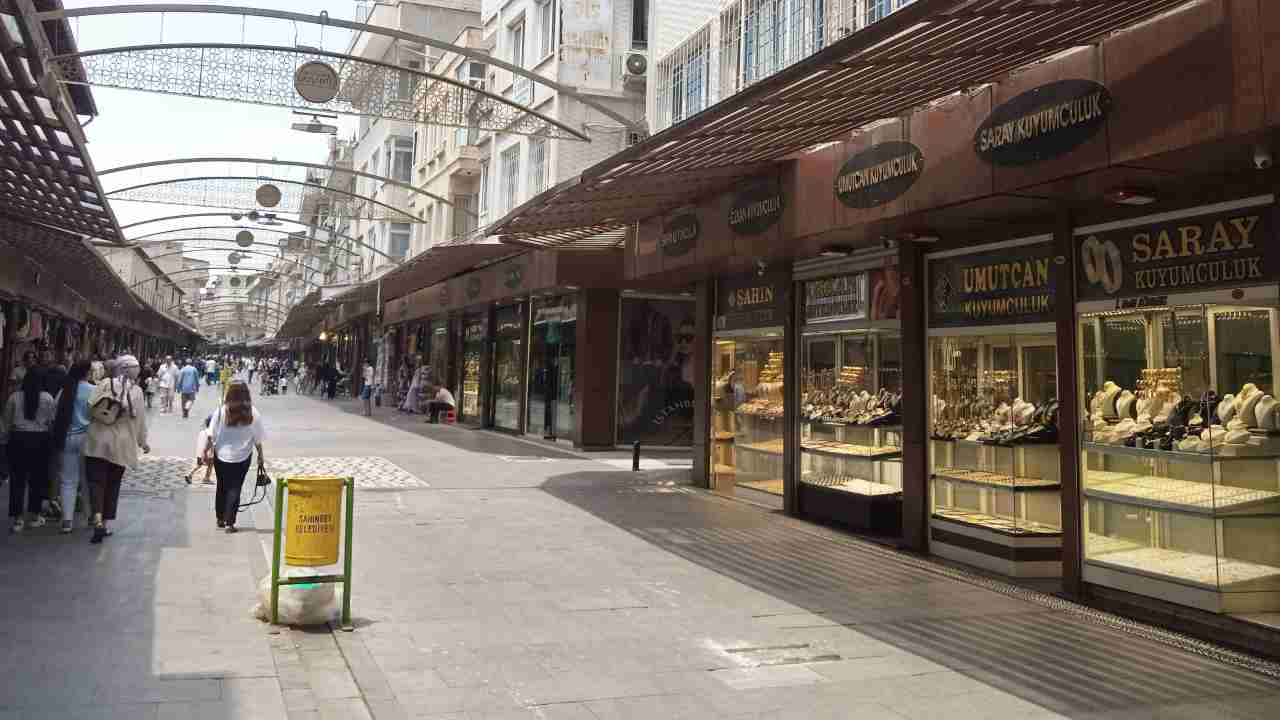 Gaziantep’te Kuyumcular Kepenk Kapatıyor!