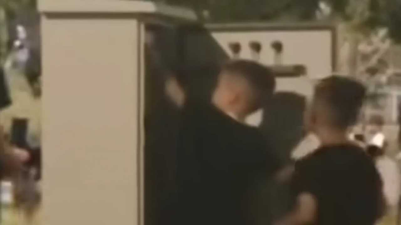 Gaziantep'te Parkta Elektrik Paniği! Vatandaşların Dikkati Muhtemel Faciayı Önledi