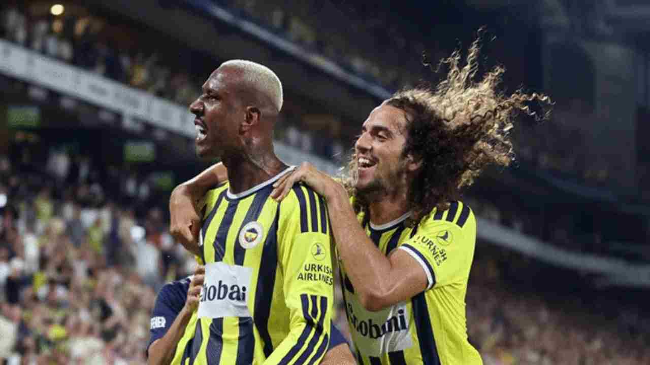 Fenerbahçe UEFA Şampiyonlar Ligi 2. Eleme Turu Galibiyetle Başladı