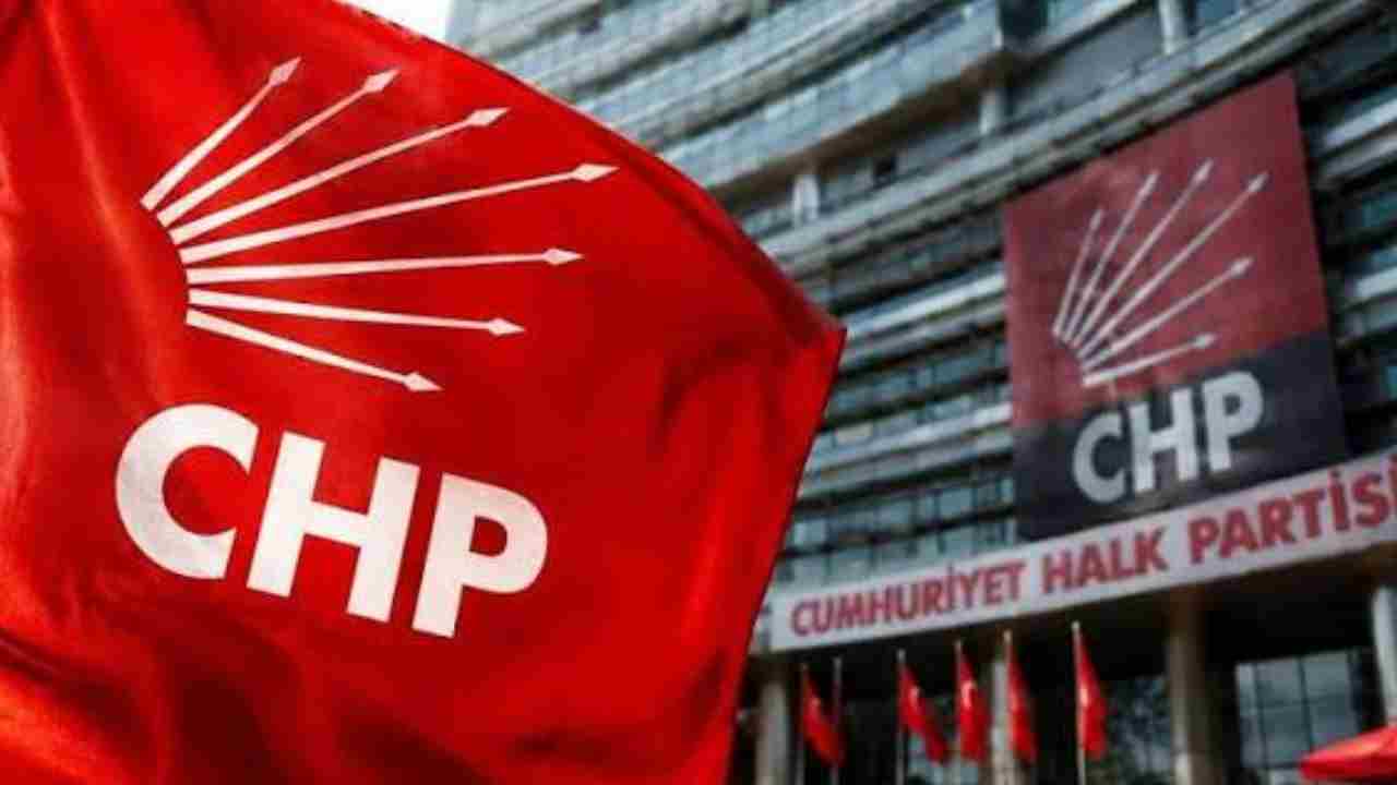 Gaziantep'te CHP'yi sarsan istifa! 54 yıllık isim partisinden ayrıldı