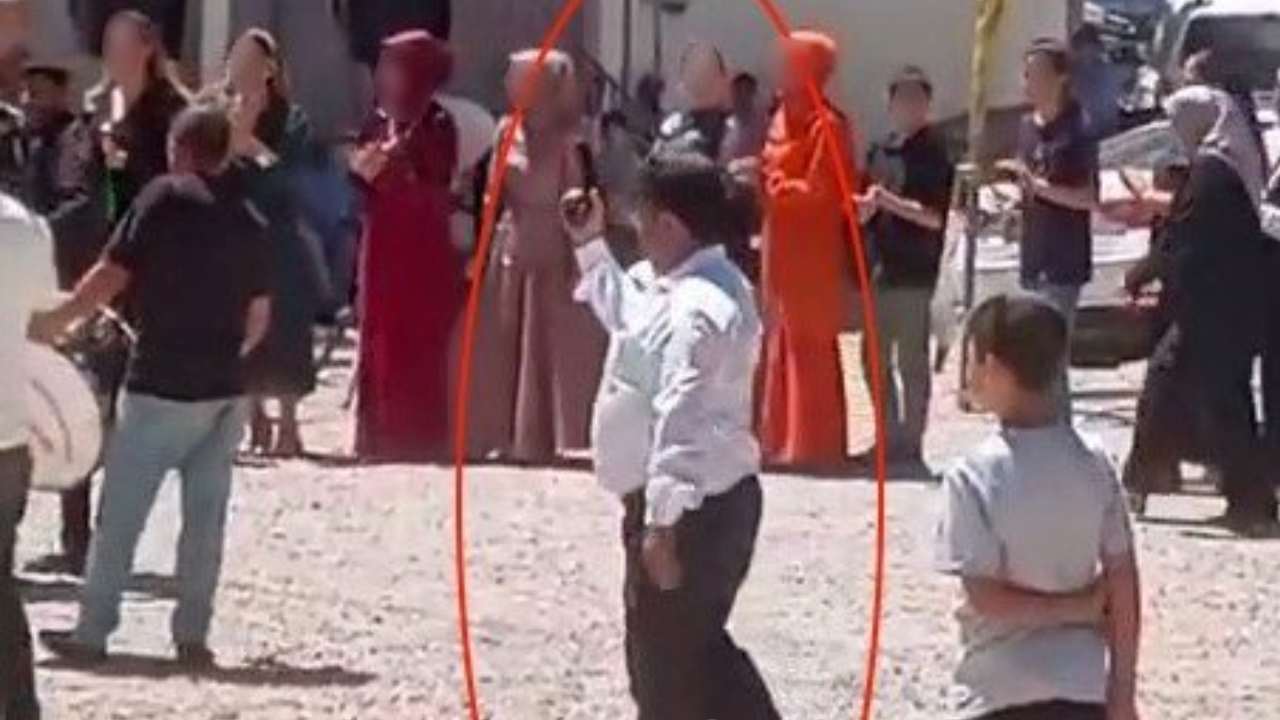 Gaziantep’te düğünde havaya ateş açan mahalle muhtarı tepki topladı