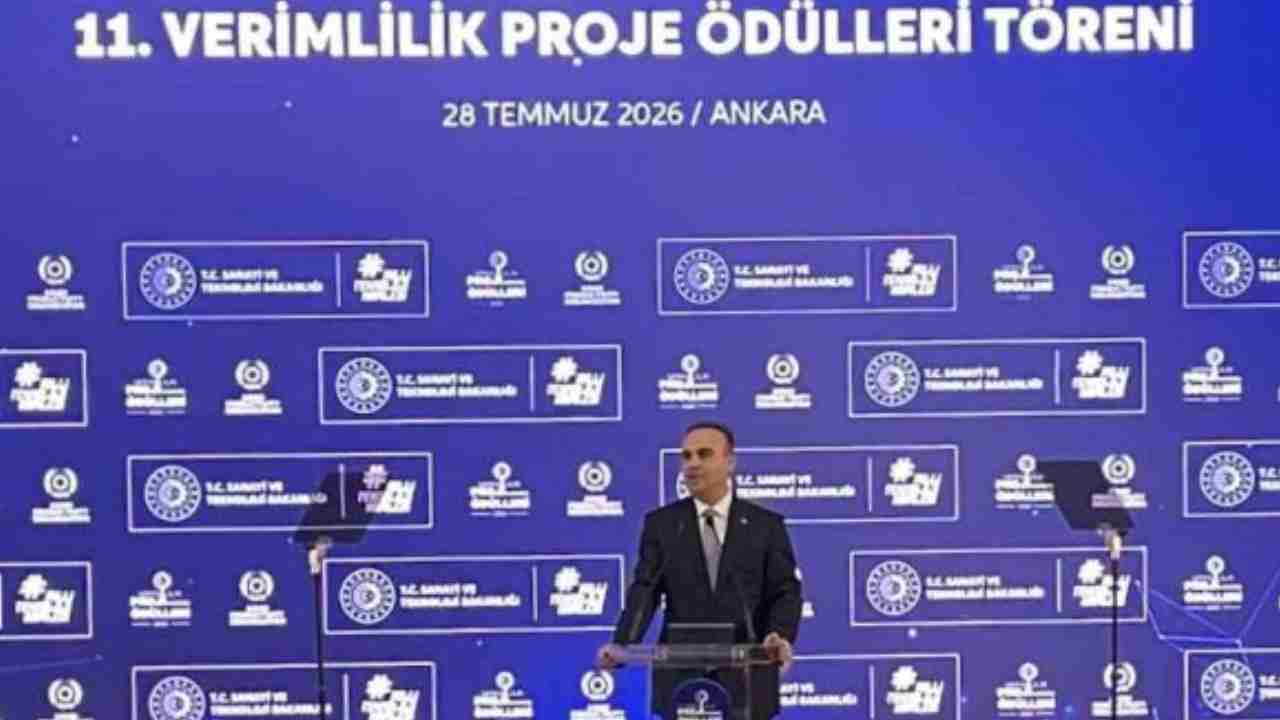 Bakan Kacır: "23 yılda imalat sanayi katma değerimizi 41 milyar dolardan 250 milyar doların üzerine çıkardık"