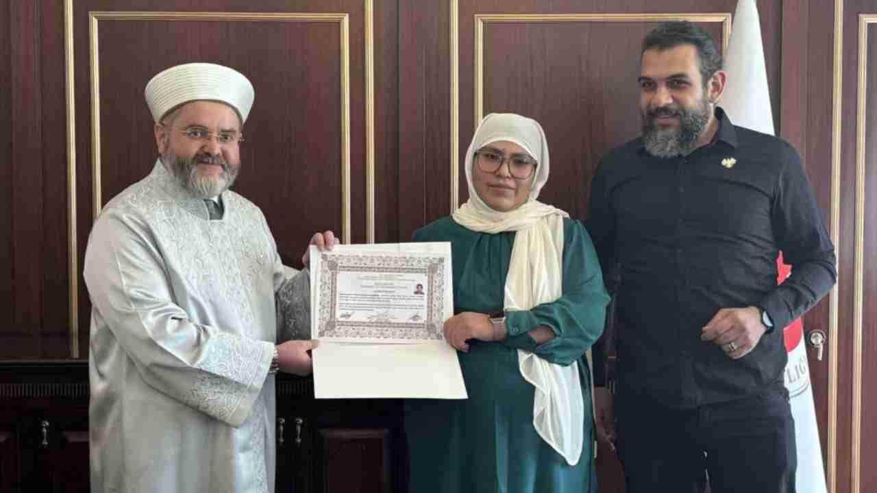 Arjantin’den gelen Eva, Gaziantep’te Müslüman oldu
