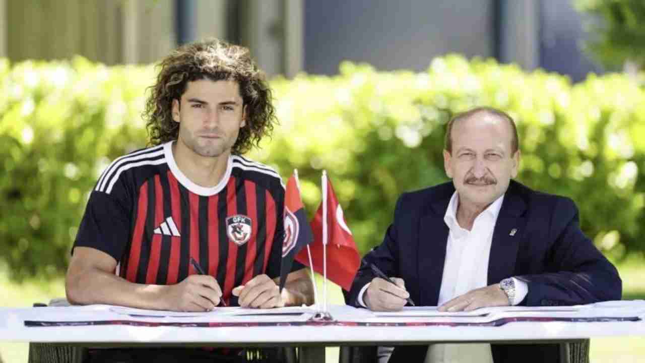 SON DAKİKA: Gaziantep FK bombayı patlattı!  Gol kralı imzayı attı