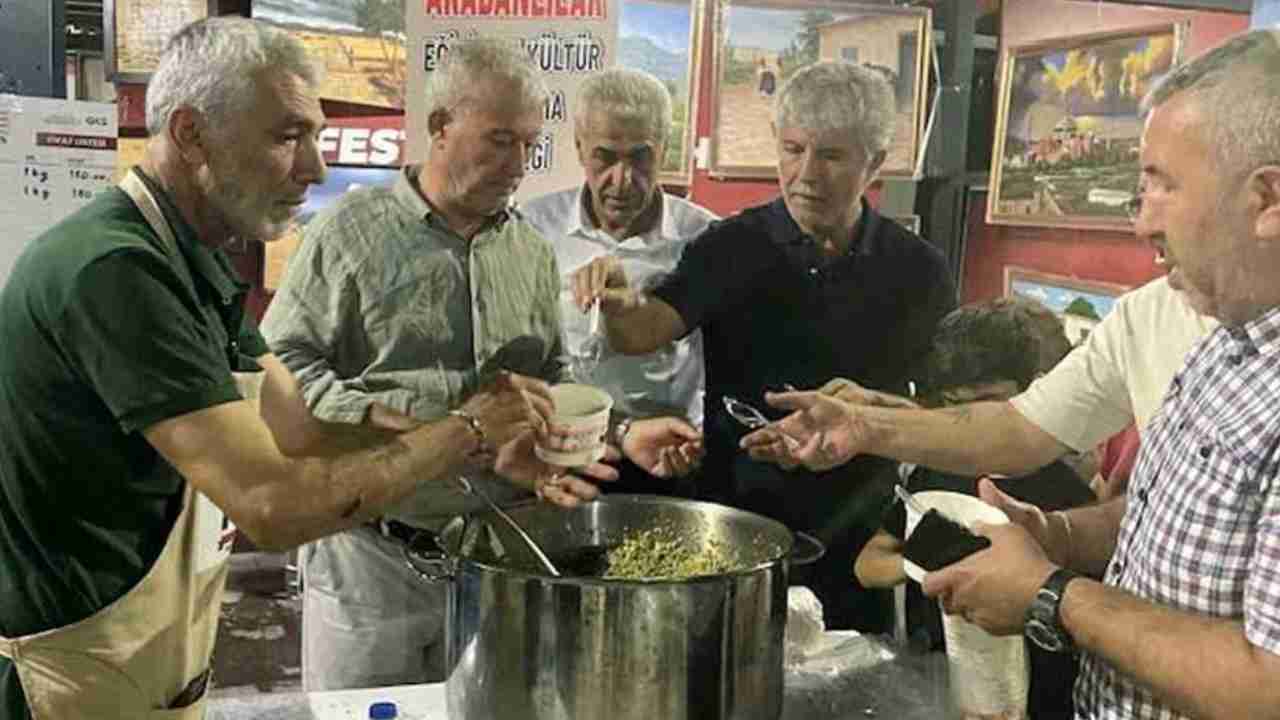 Hemşehri Dernekleri Festivali’nde Araban rüzgarı esti