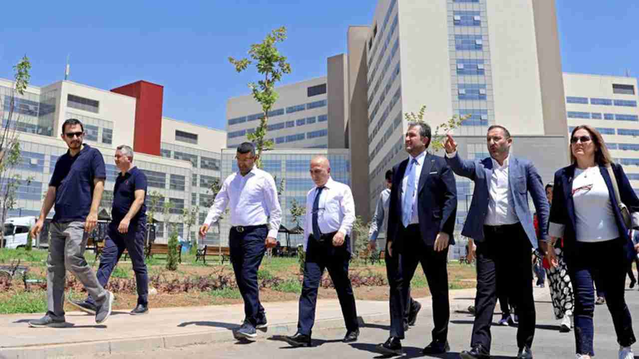 Gaziantep'i Sağlıkta Rahatlatacak Dev Yatırımda Son Durum!