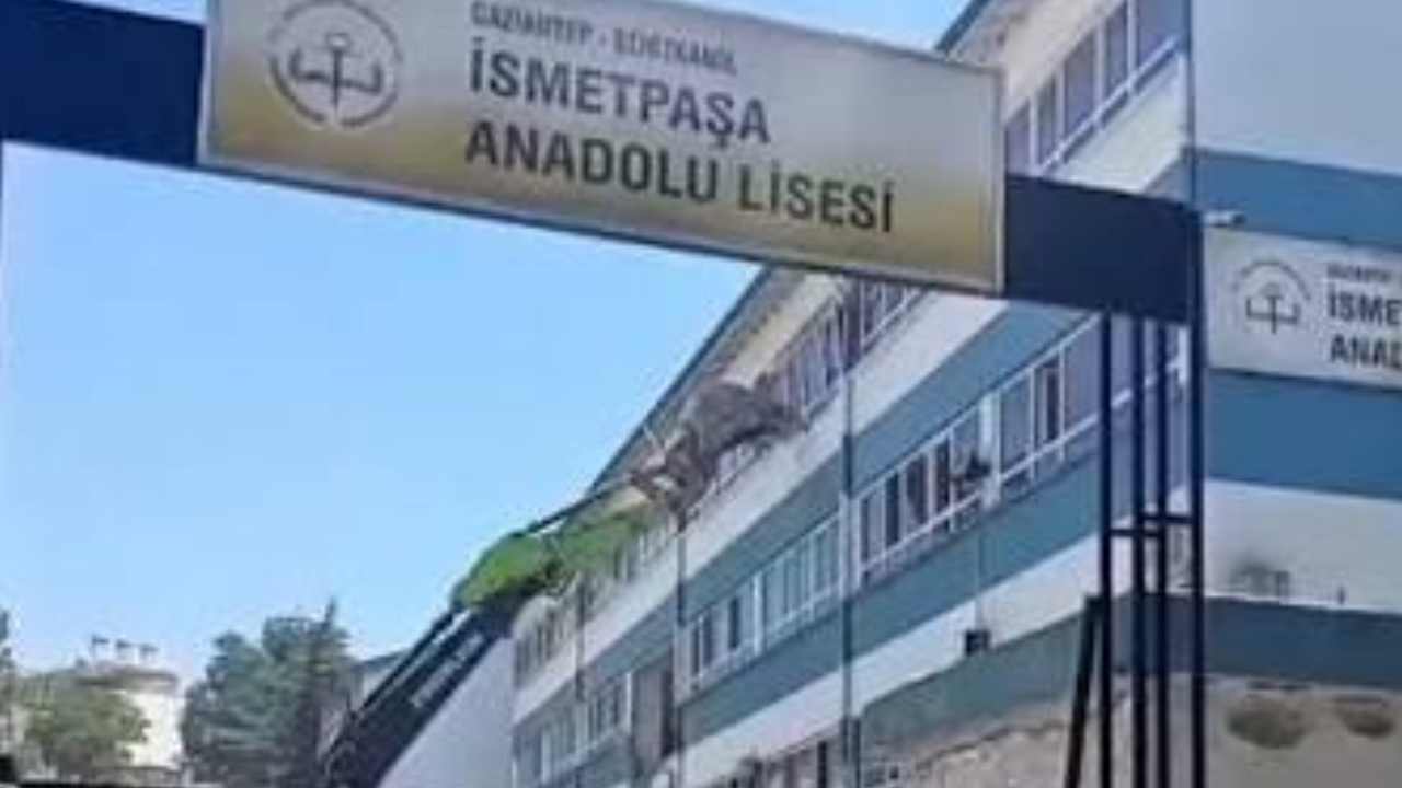 Gaziantep'te 60 Yıllık İsmetpaşa Lisesi Yıkılıyor