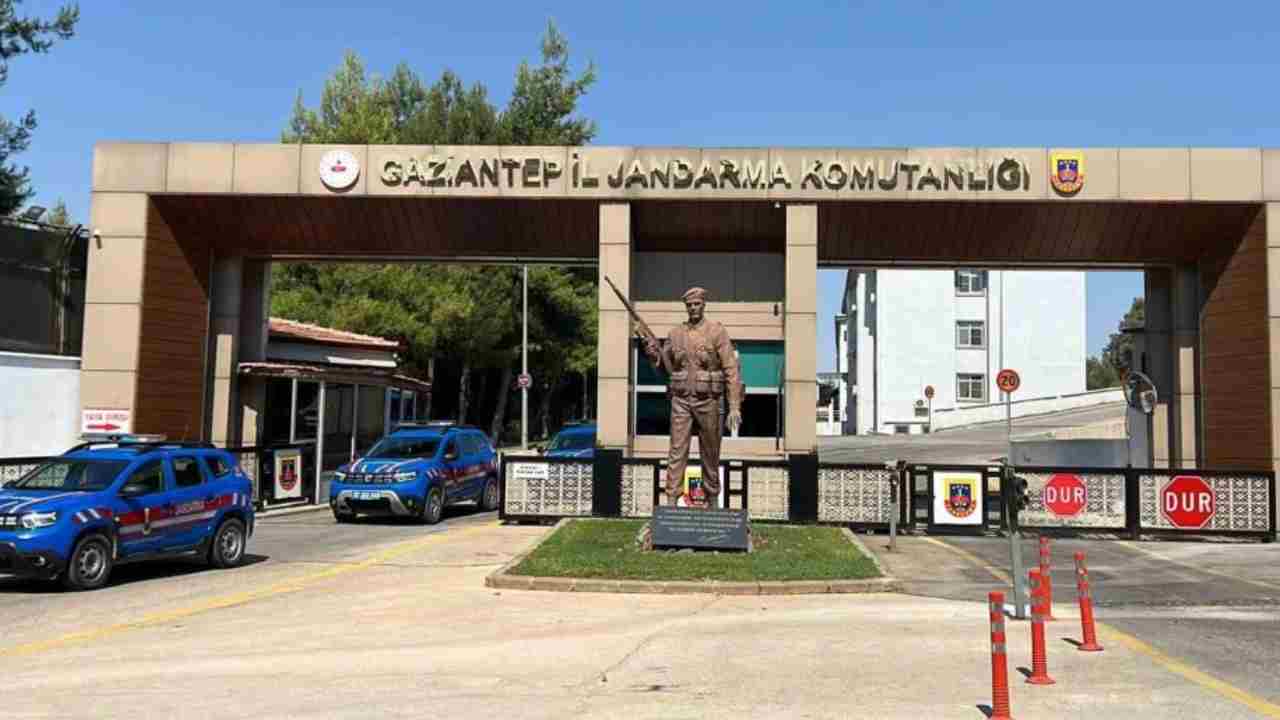 Gaziantep’te hırsızlık şüphelisi 8 şahıs tutuklandı